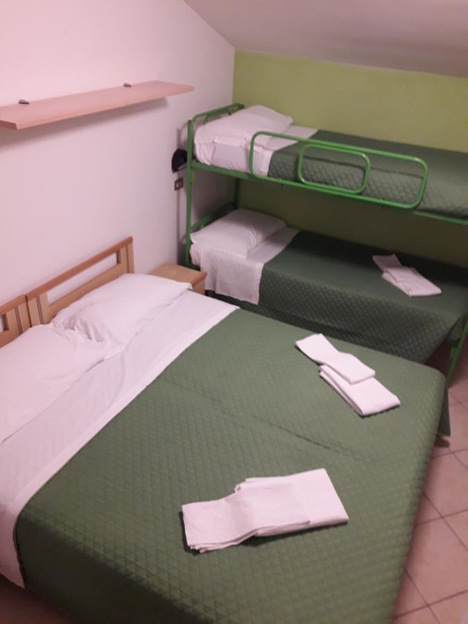 Hotel Penny リミニ エクステリア 写真
